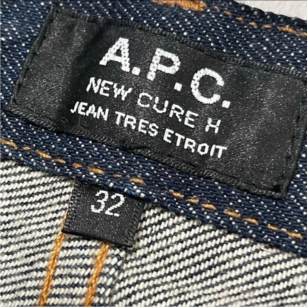 NWOT A.P.C New Cure H Dark‎ Denim Rigid Jeans Size 32X34